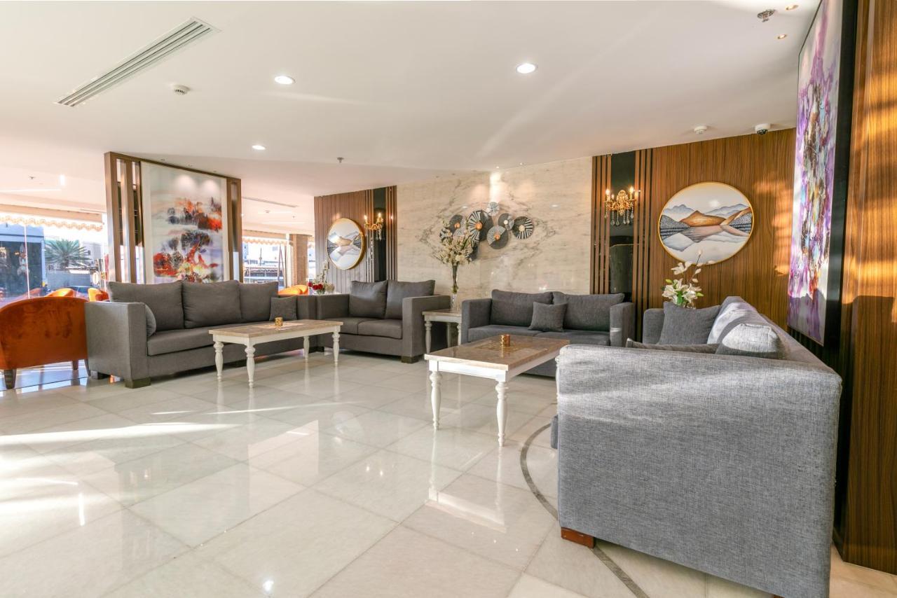 Royal Boutique 4*